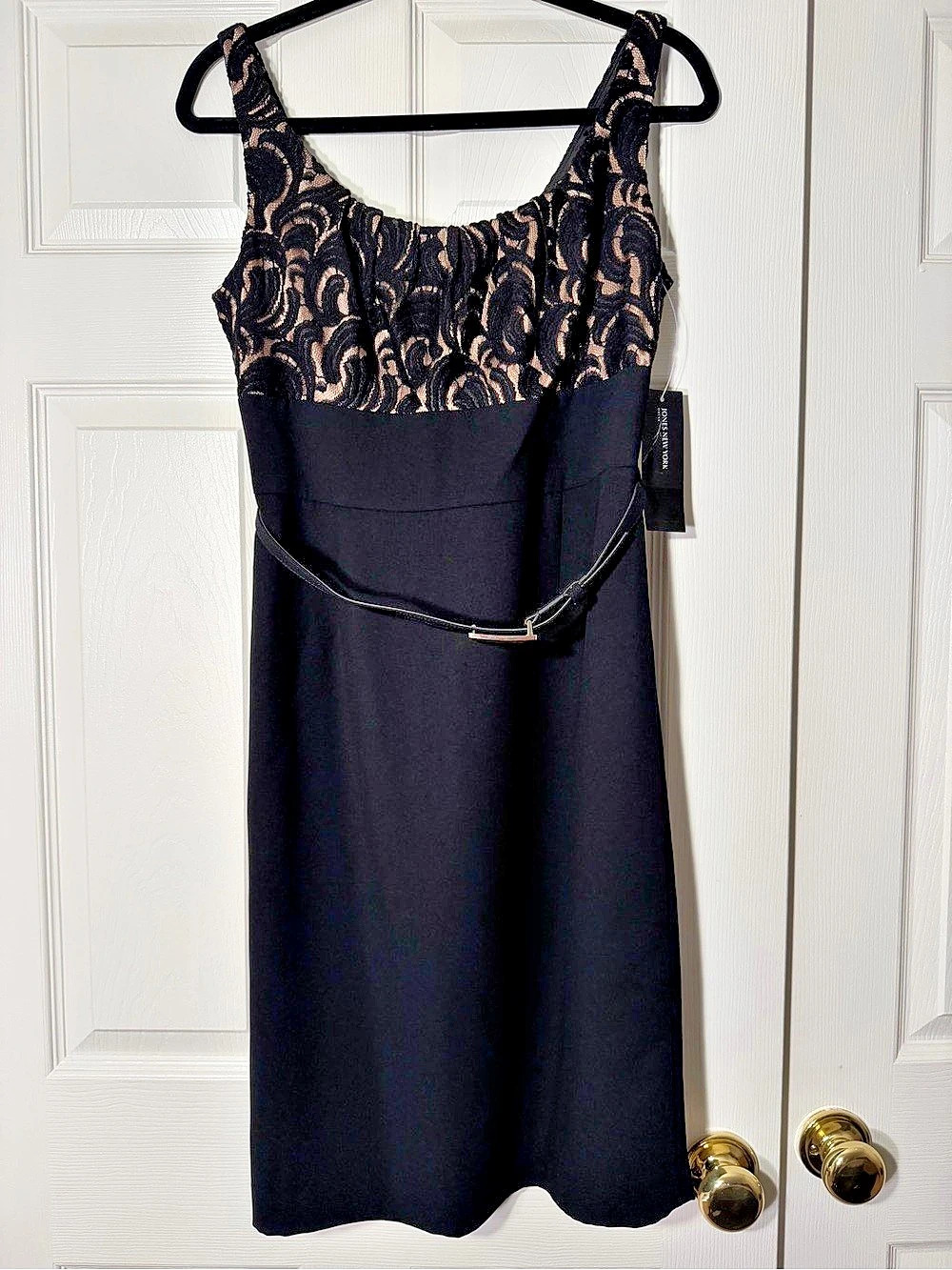 Jones New York Lace Dress in Black Size Small NWT